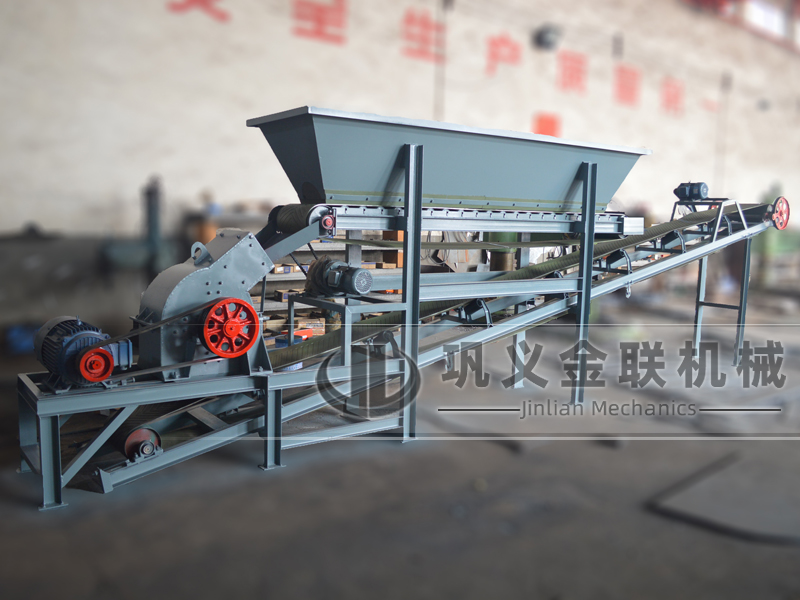 粉煤機發(fā)往甘肅平?jīng)鯻給料破碎輸送一體機發(fā)貨圖片