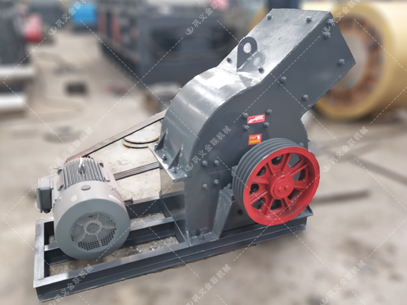 錘式破碎機發往河南破碎化工產品