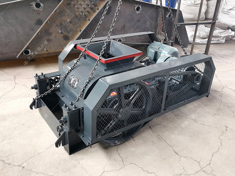 對輥破碎機廠家,小型對輥式破碎機價格,雙輥破碎機型號參數